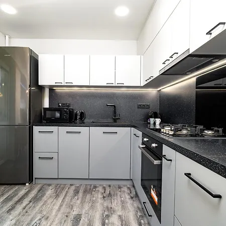 Design Close To Centre