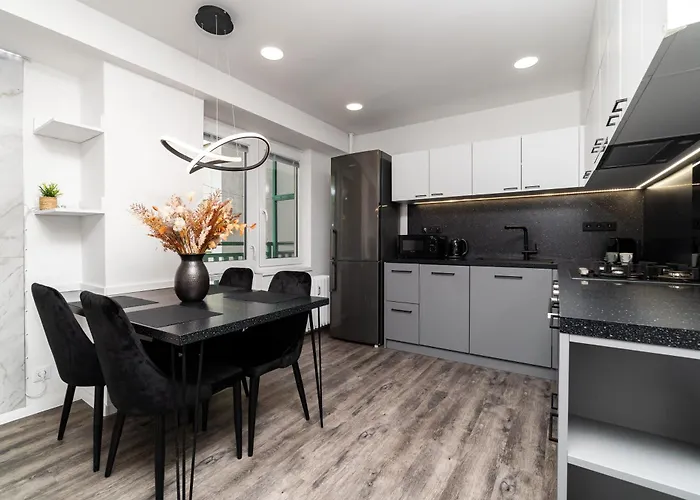 Design Close To Centre Apartamento